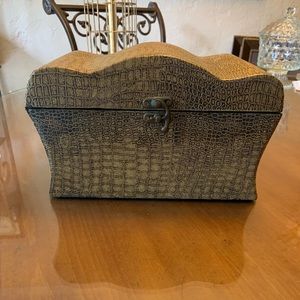 Decorative wooden box